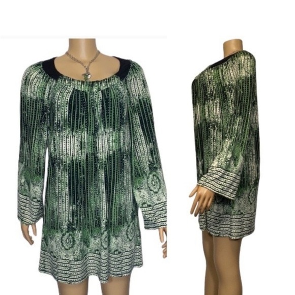 Beige By Eci Dress Mini Mod Tunic Boho Retro Green Black bell sleeves size M - Picture 14 of 14